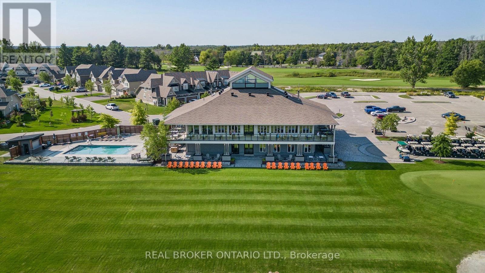 Back of Club House - 30 Masters Crescent, Georgian Bay, ON
