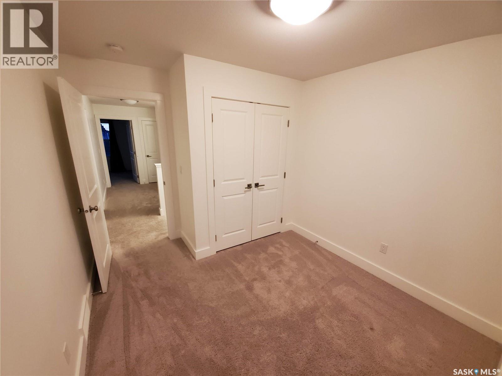 447 Eaton Lane, Saskatoon, SK