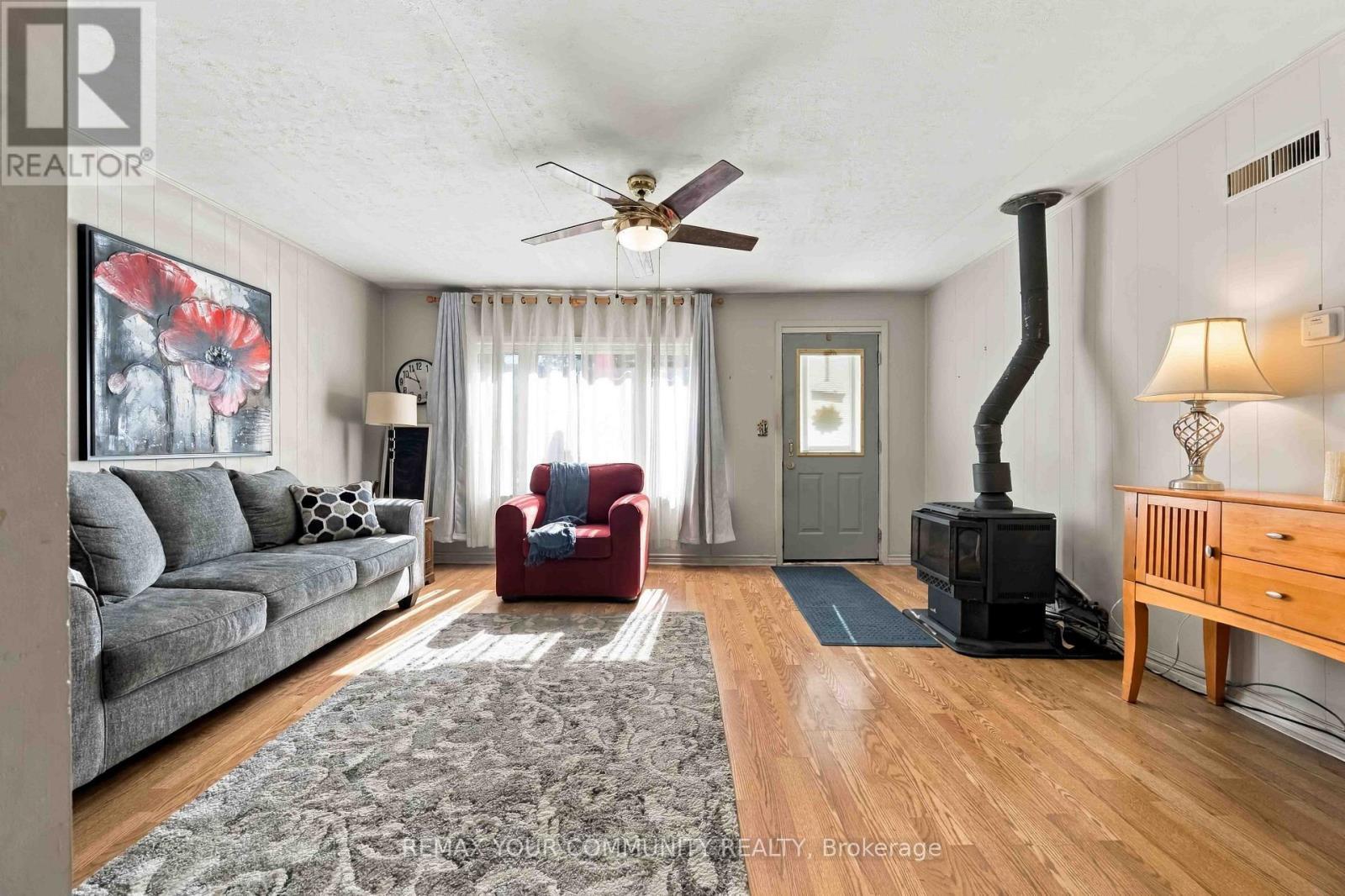 85 Catering Road, Georgina, ON