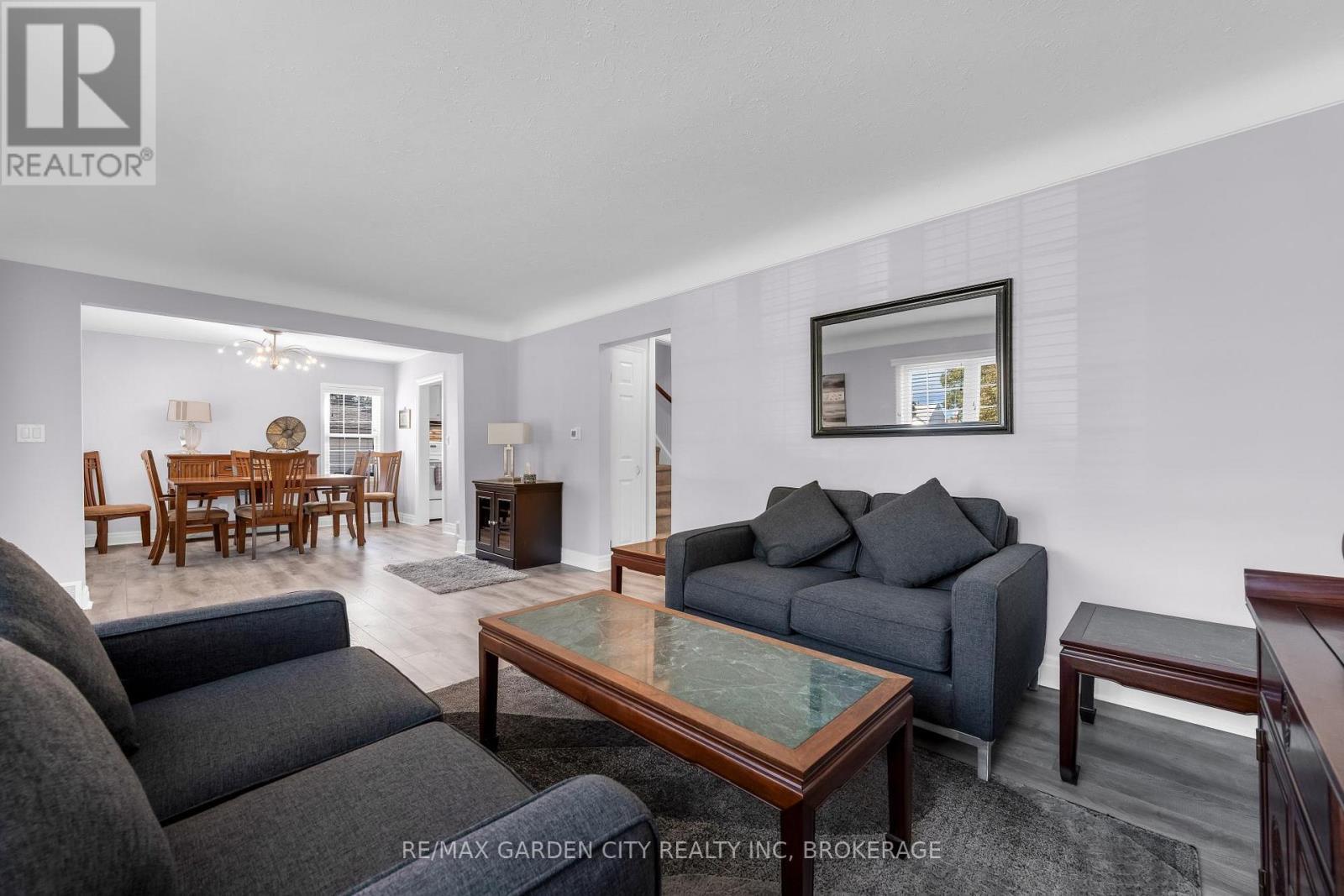 4 Manor Road, St. Catharines (Vine/Linwell), ON