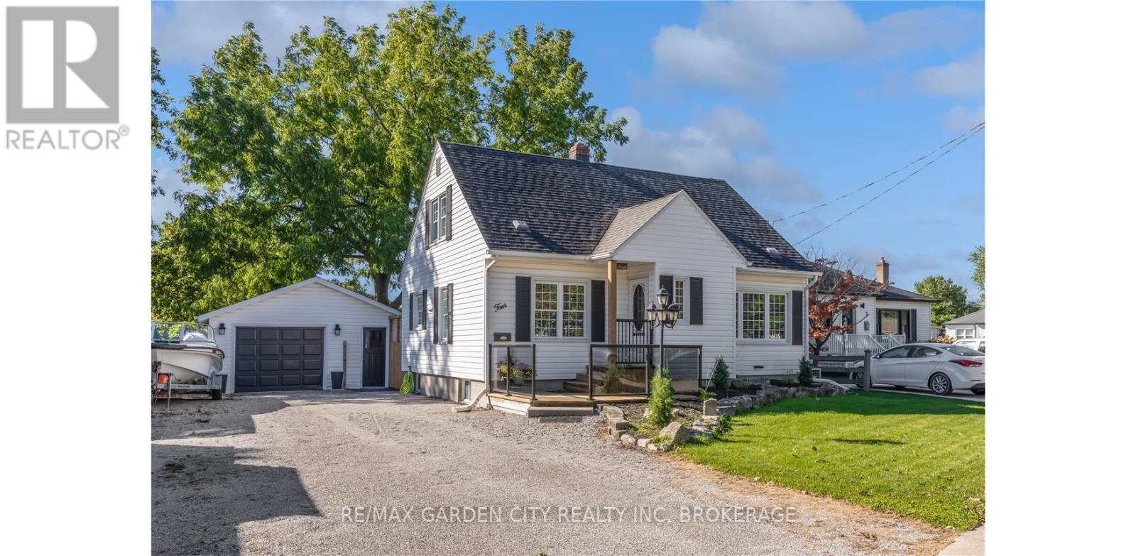 4 Manor Road, St. Catharines (Vine/Linwell), ON