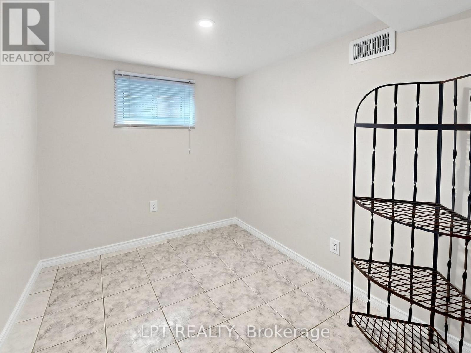 303 Oakwood Avenue, Toronto, ON