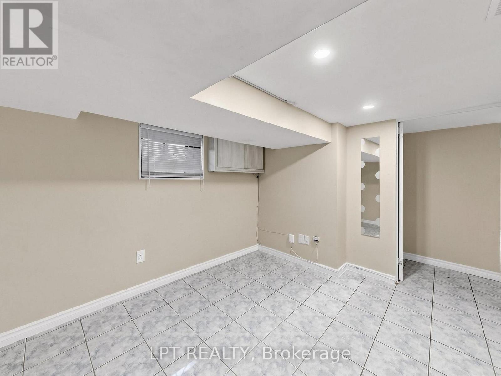 303 Oakwood Avenue, Toronto, ON