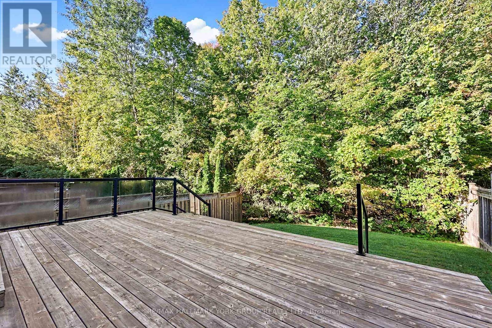 383 Gilpin Drive, Newmarket, ON