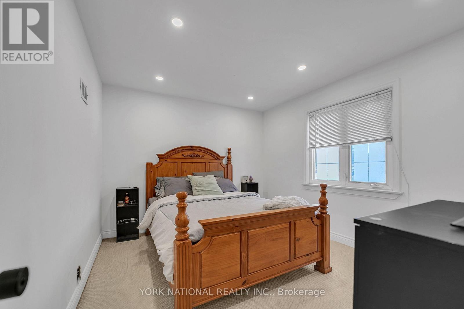 19392 Yonge Street, East Gwillimbury, ON
