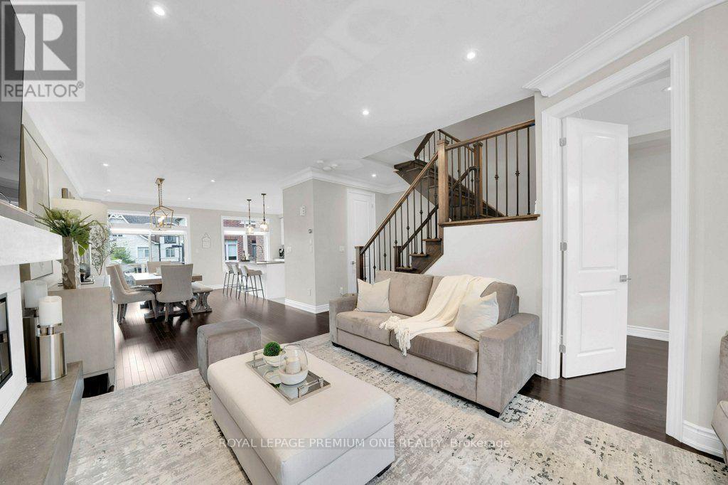 86 Glazebrook Drive, Vaughan, ON