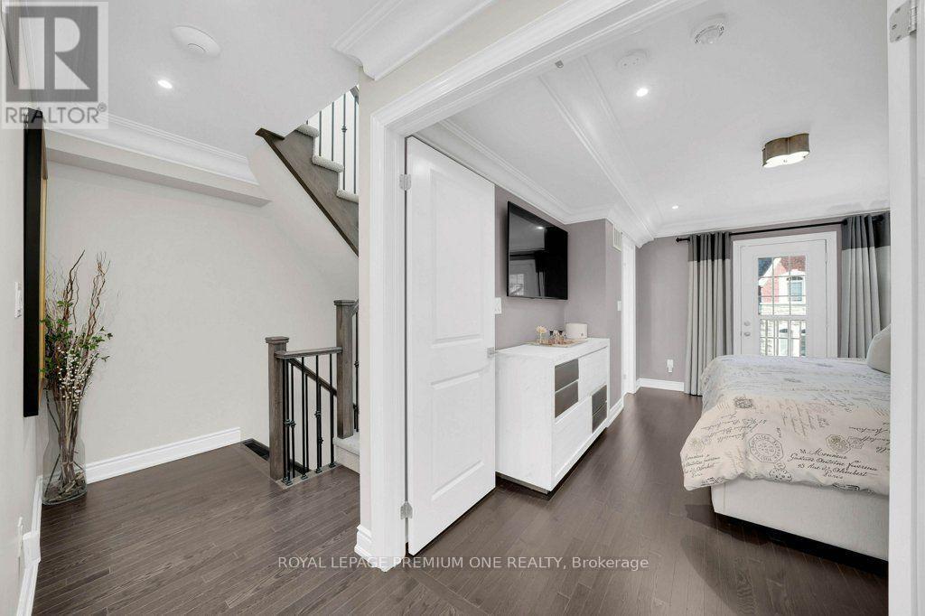86 Glazebrook Drive, Vaughan, ON