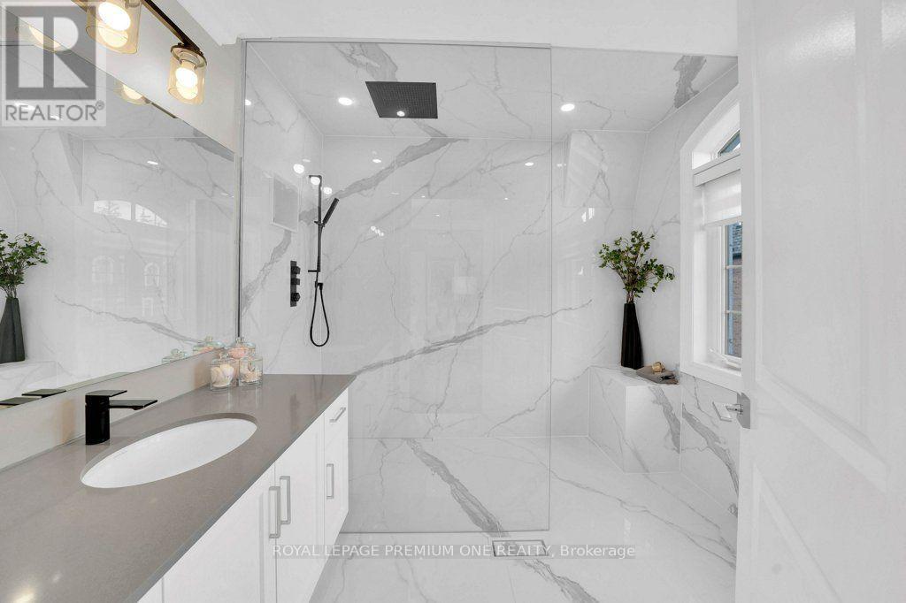 86 Glazebrook Drive, Vaughan, ON