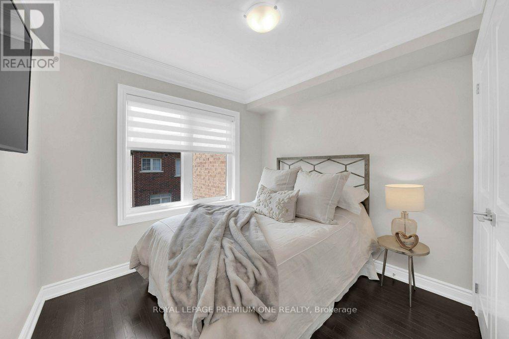 86 Glazebrook Drive, Vaughan, ON