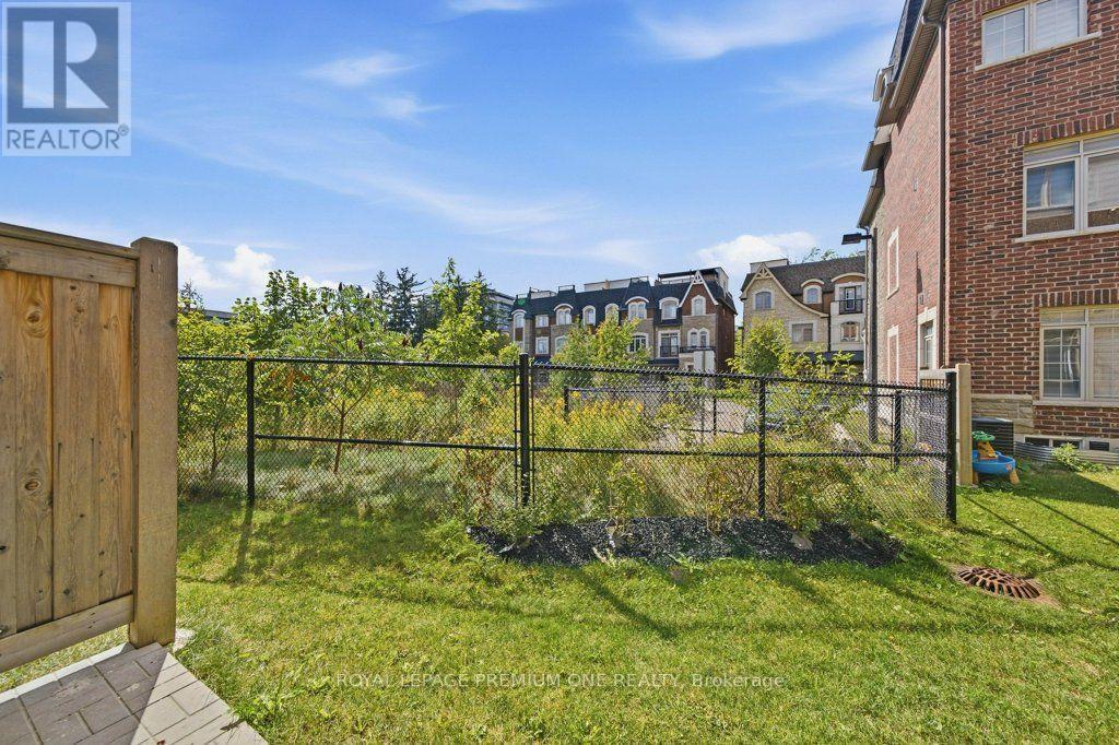 86 Glazebrook Drive, Vaughan, ON