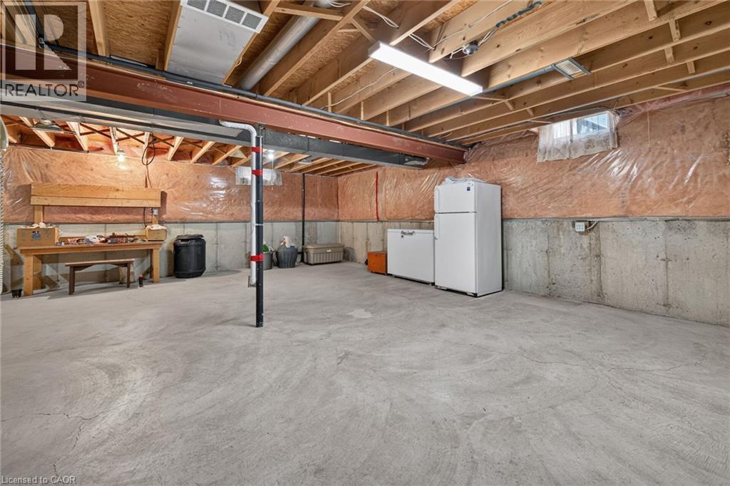 Additional content - 795 Tenth Avenue, Hamilton, ON
