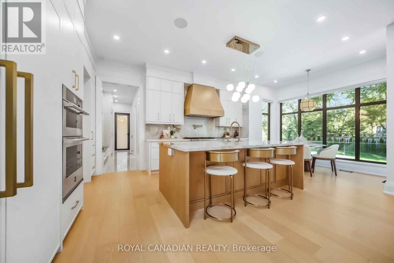 1470 Albion Avenue, Oakville, ON