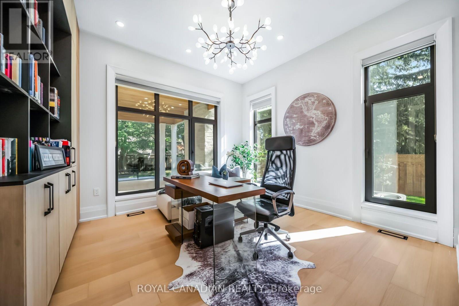 1470 Albion Avenue, Oakville, ON