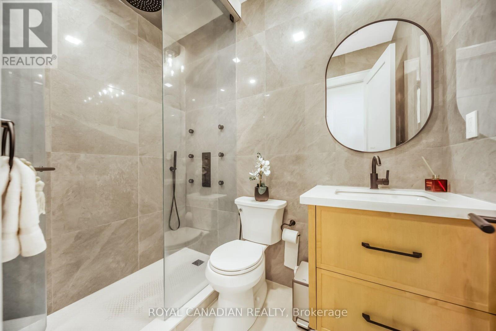 1470 Albion Avenue, Oakville, ON