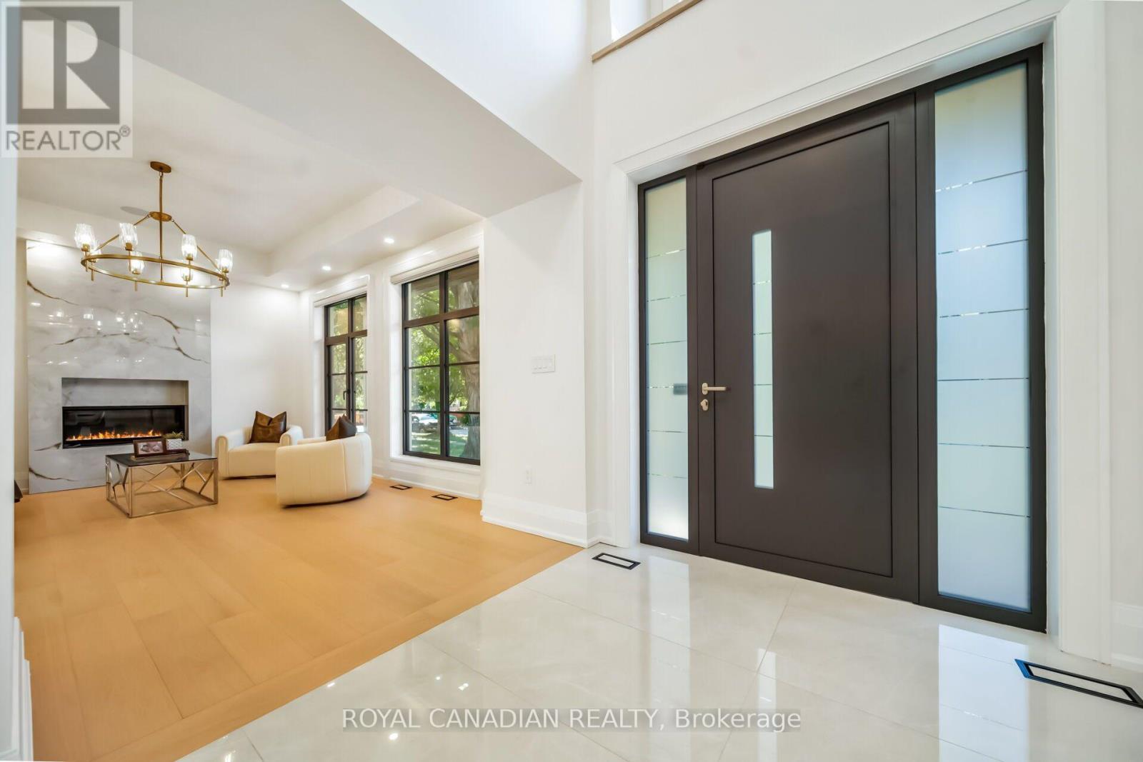 1470 Albion Avenue, Oakville, ON