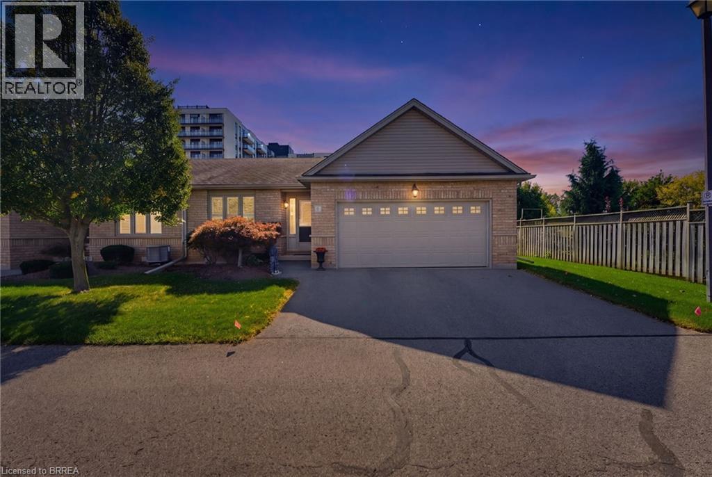 601 Conklin Road Unit# 8, Brantford, ON