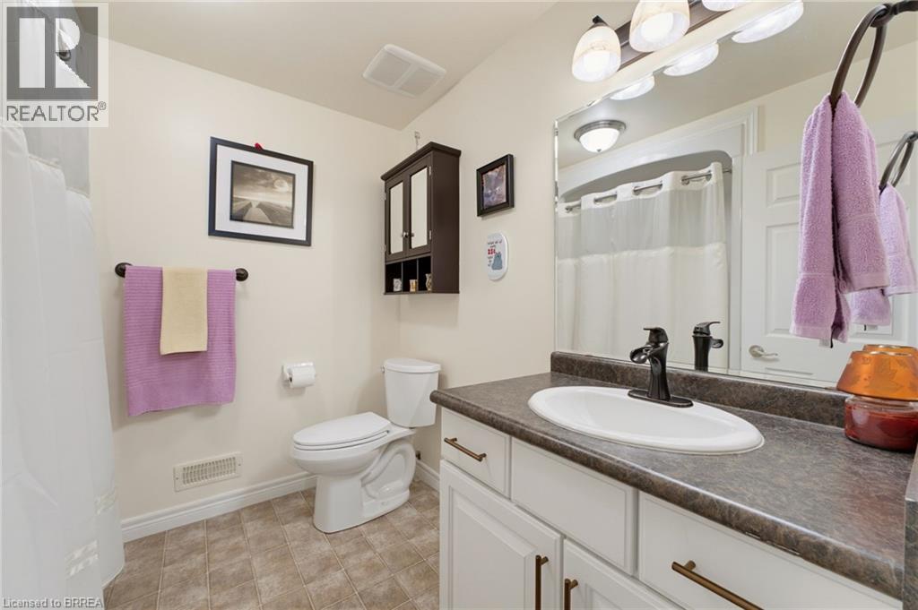 601 Conklin Road Unit# 8, Brantford, ON
