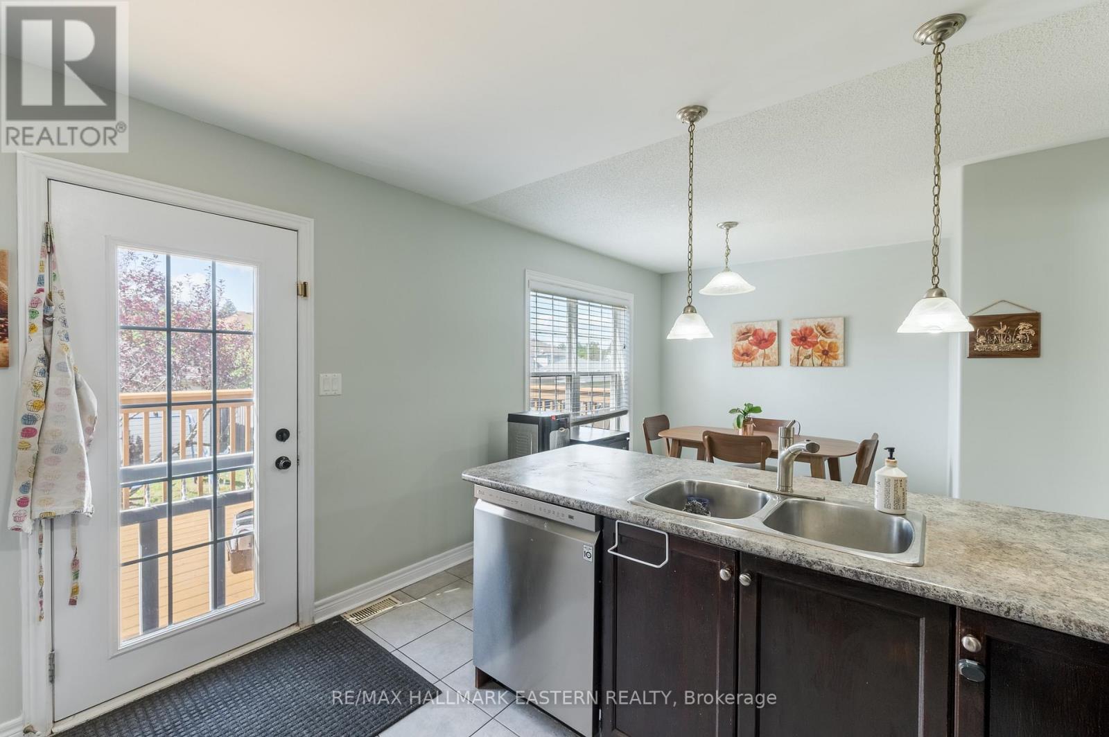 247 Bowen Drive, Peterborough (Northcrest Ward 5), ON