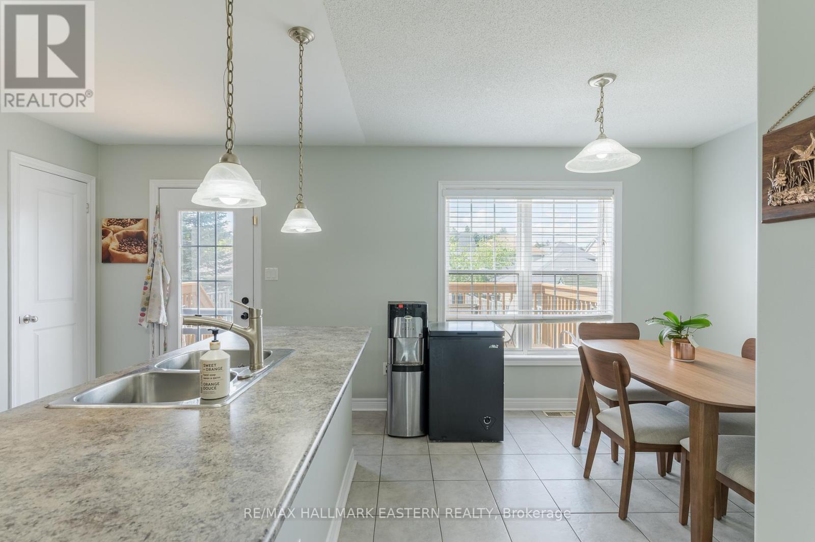 247 Bowen Drive, Peterborough (Northcrest Ward 5), ON