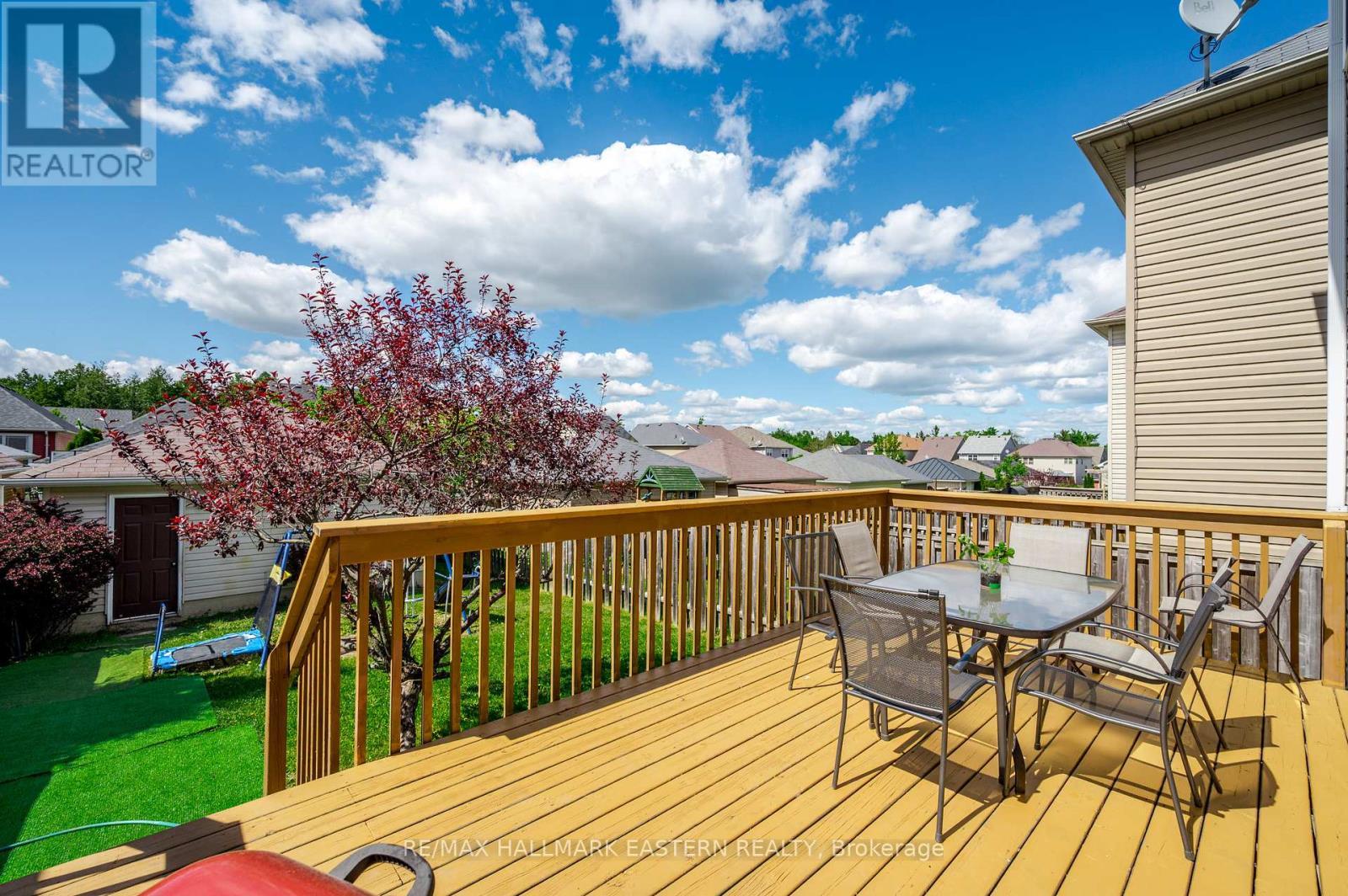 247 Bowen Drive, Peterborough (Northcrest Ward 5), ON