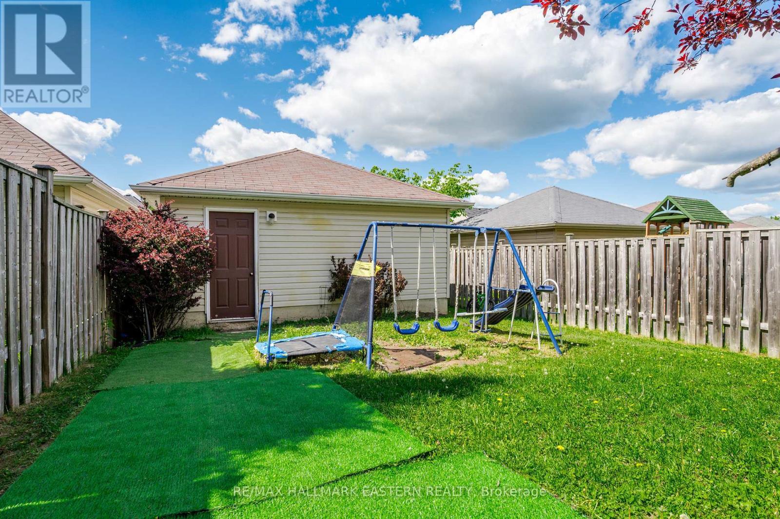 247 Bowen Drive, Peterborough (Northcrest Ward 5), ON