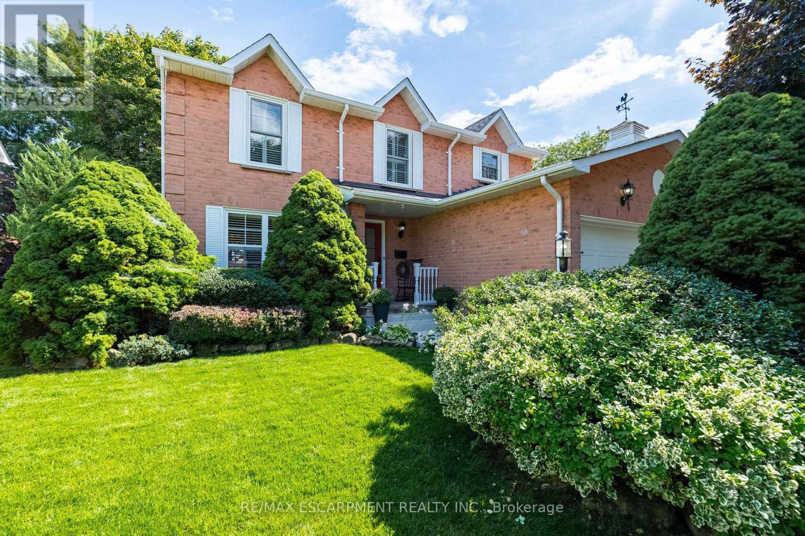 3212 Pinemeadow Drive, Burlington, ON