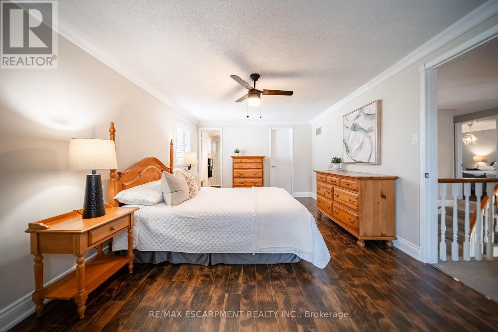 3212 Pinemeadow Drive, Burlington, ON