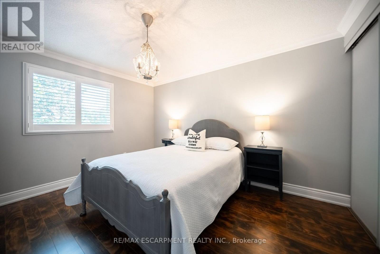 3212 Pinemeadow Drive, Burlington, ON