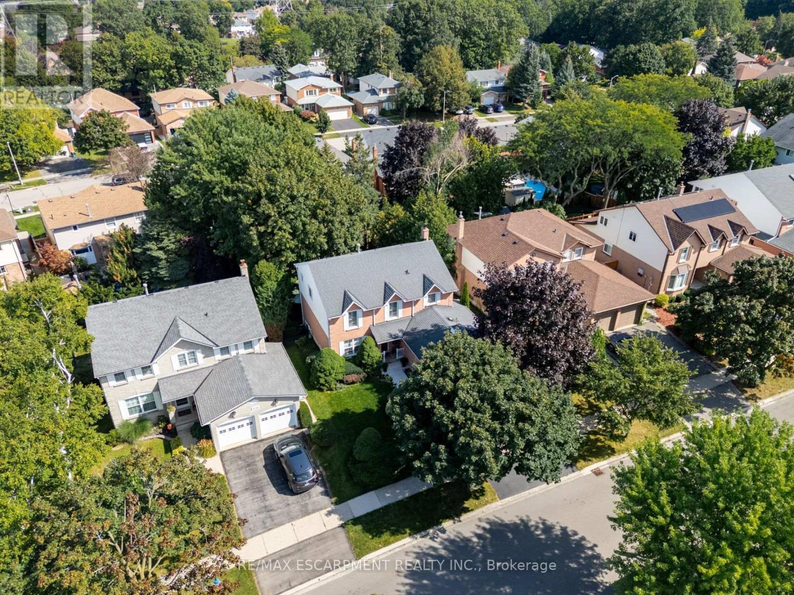 3212 Pinemeadow Drive, Burlington, ON
