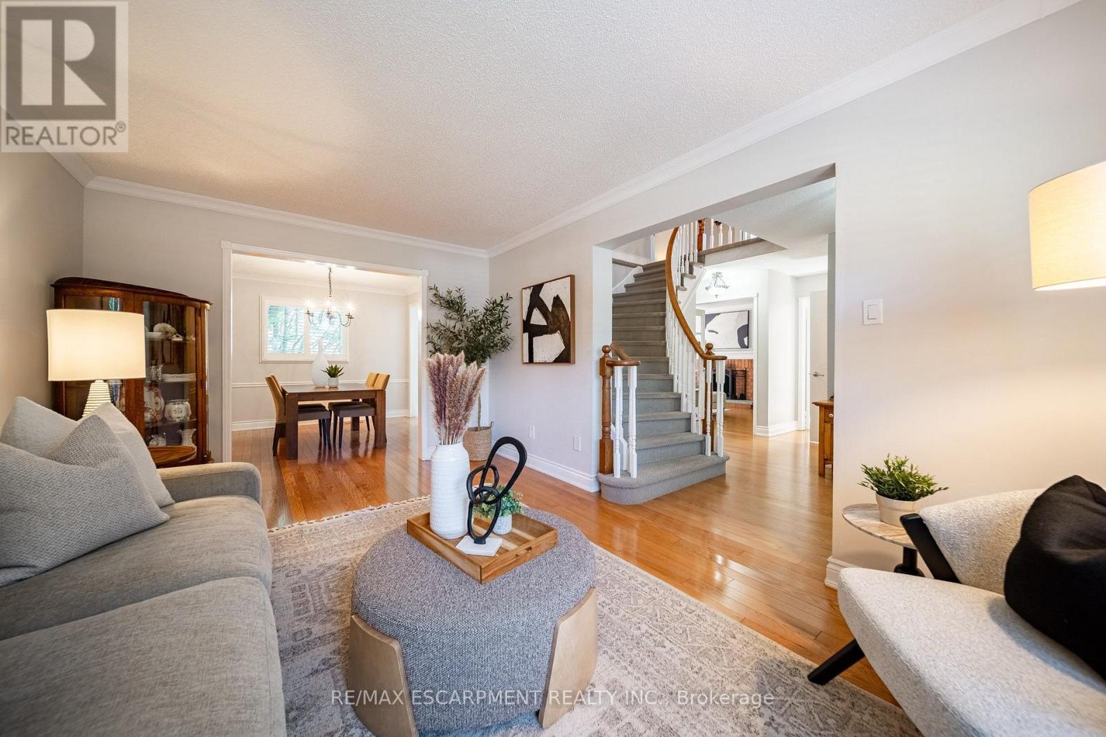 3212 Pinemeadow Drive, Burlington, ON