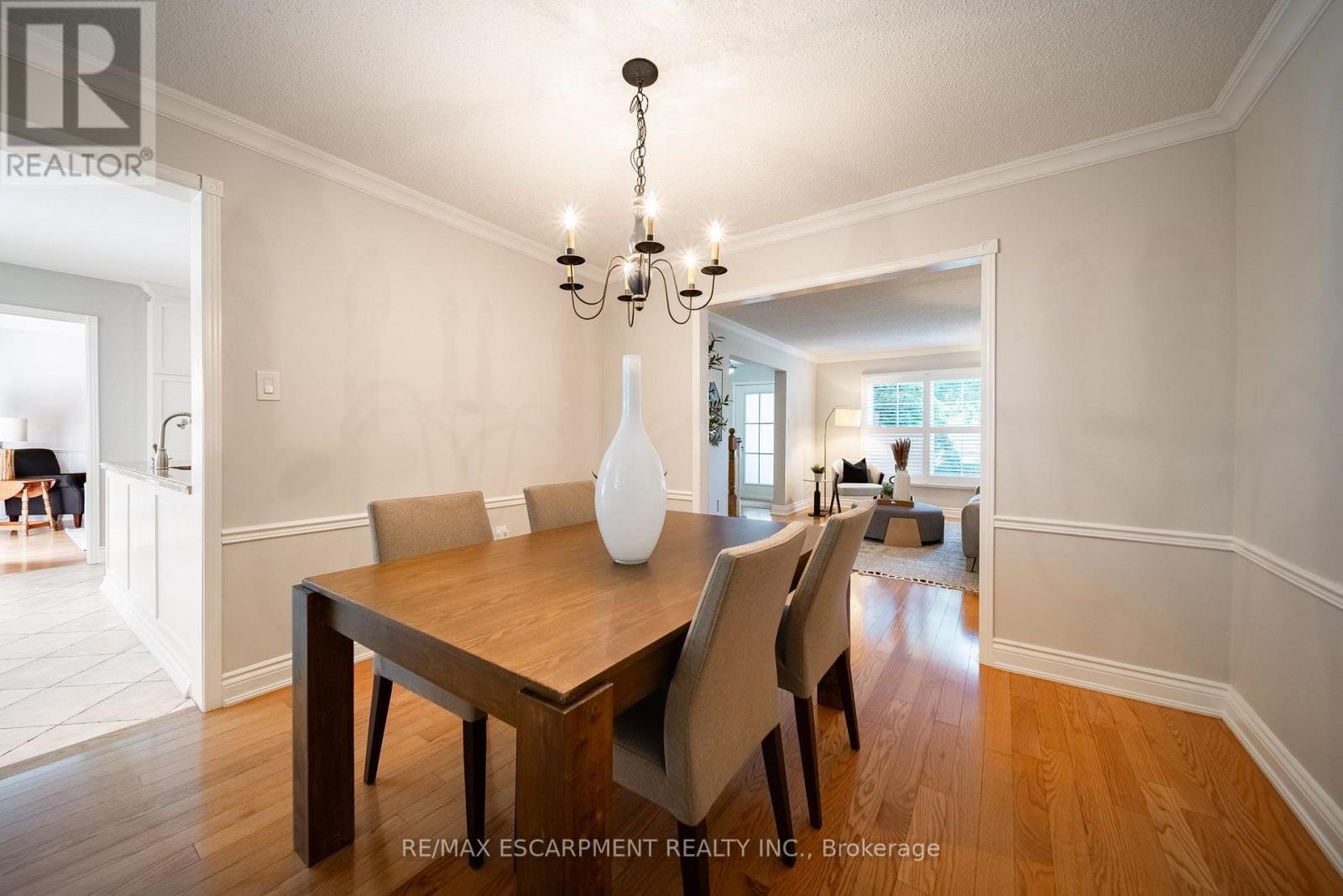 3212 Pinemeadow Drive, Burlington, ON