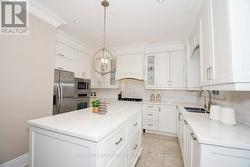 304 TOWER HILL ROAD Richmond Hill, ON L4E 0A7