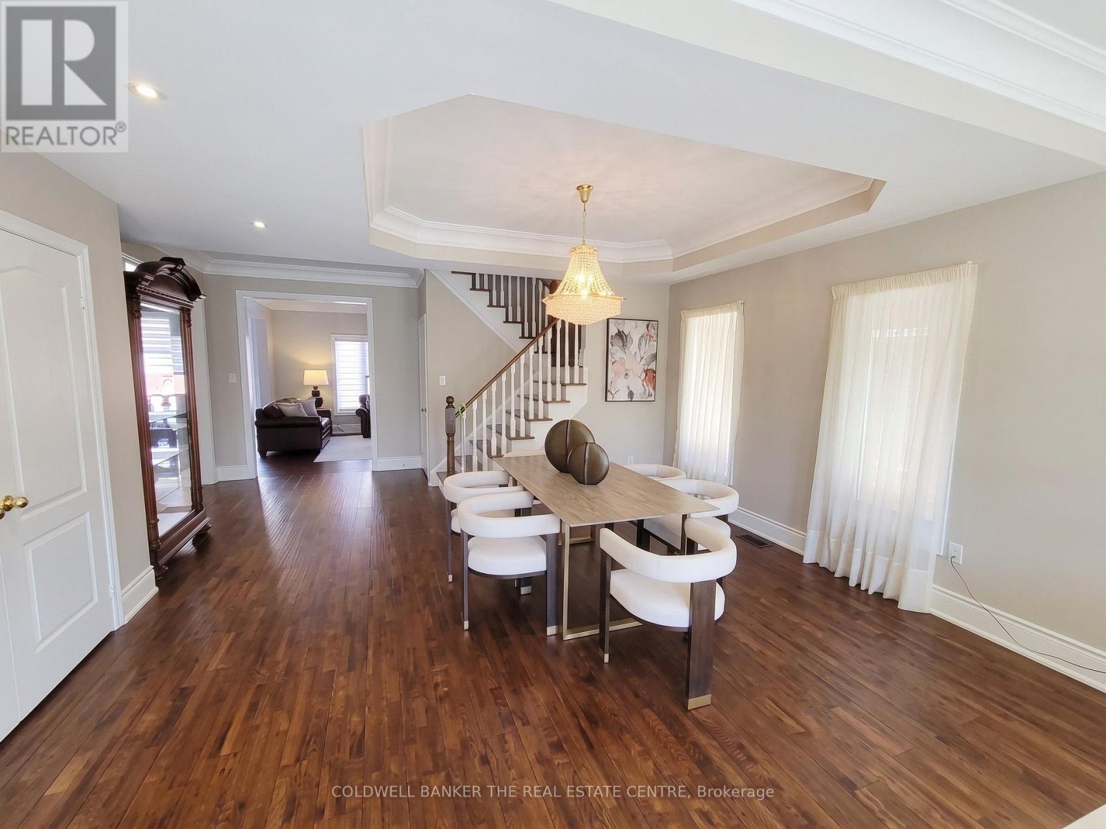 304 Tower Hill Road, Richmond Hill, ON