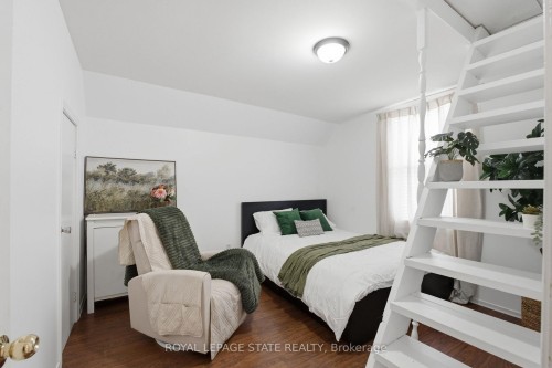 126 Niagara Street, Hamilton, ON 