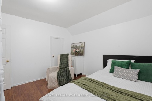 126 Niagara Street, Hamilton, ON 