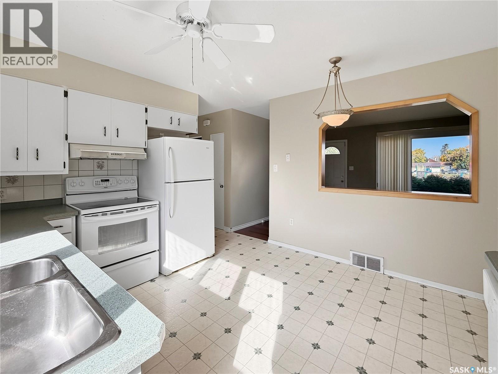 333 24Th Street E, Prince Albert, SK
