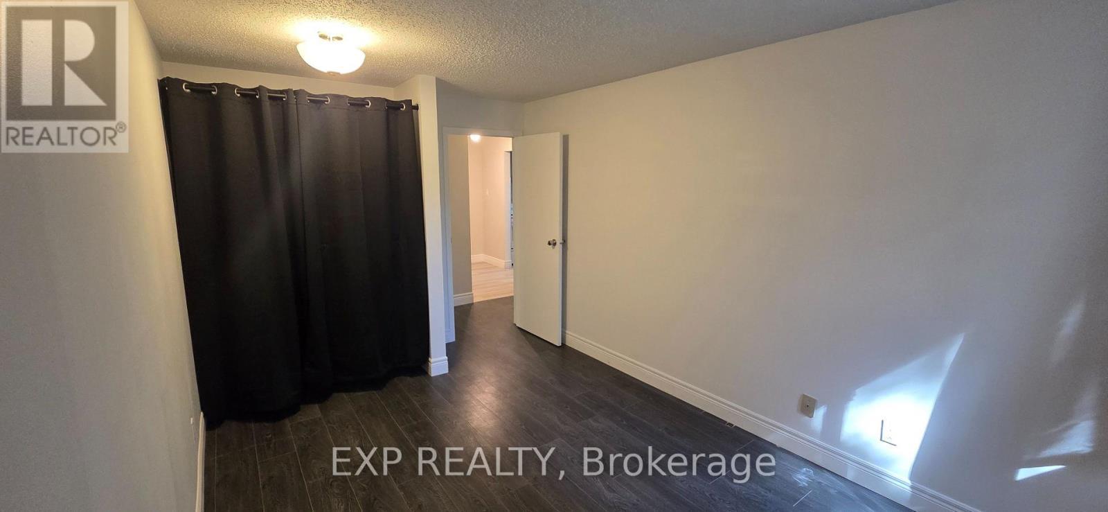 220 - 725 Deveron Crescent, London South (South T), ON