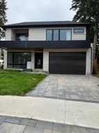 1467 Kenmuir Avenue Mississauga, ON L5G 4B3