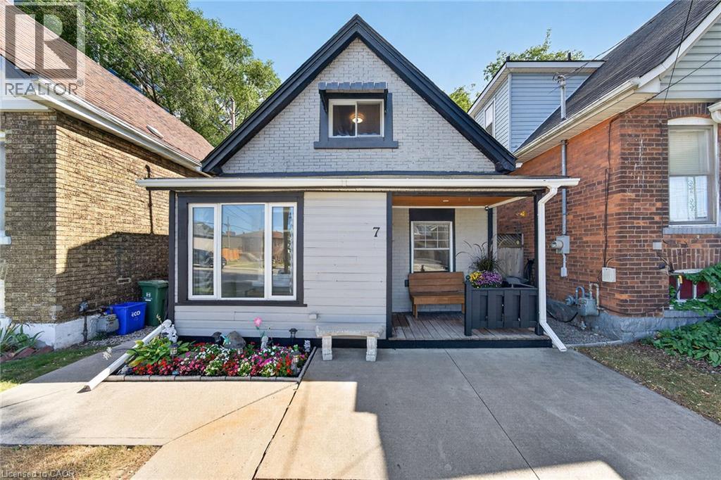 7 East 24Th Street, Hamilton, ON