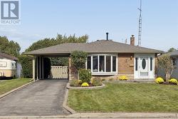 7 ARCHER DRIVE Ajax, ON L1S 2Z3
