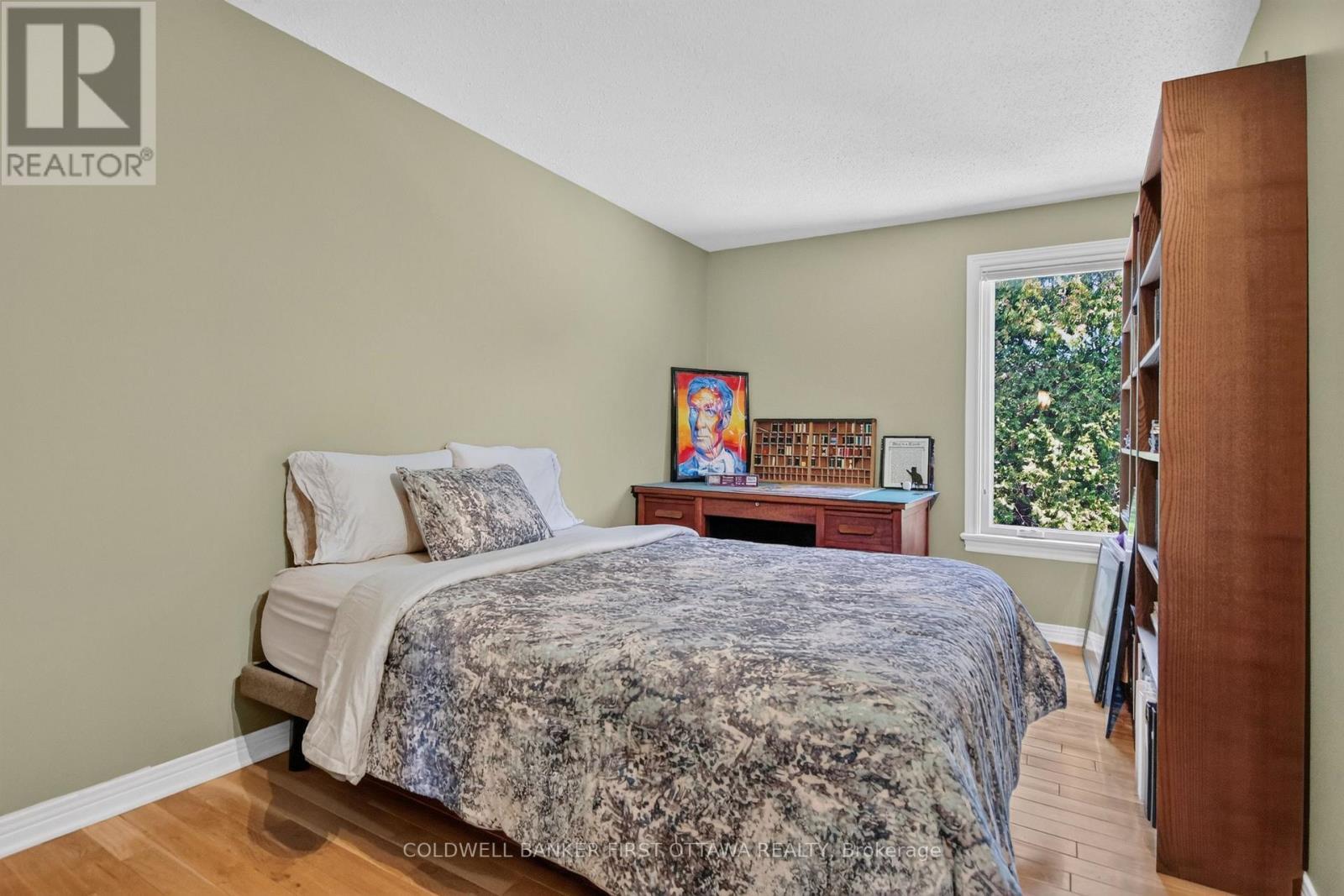 9 Foxrun Lane, Ottawa, ON