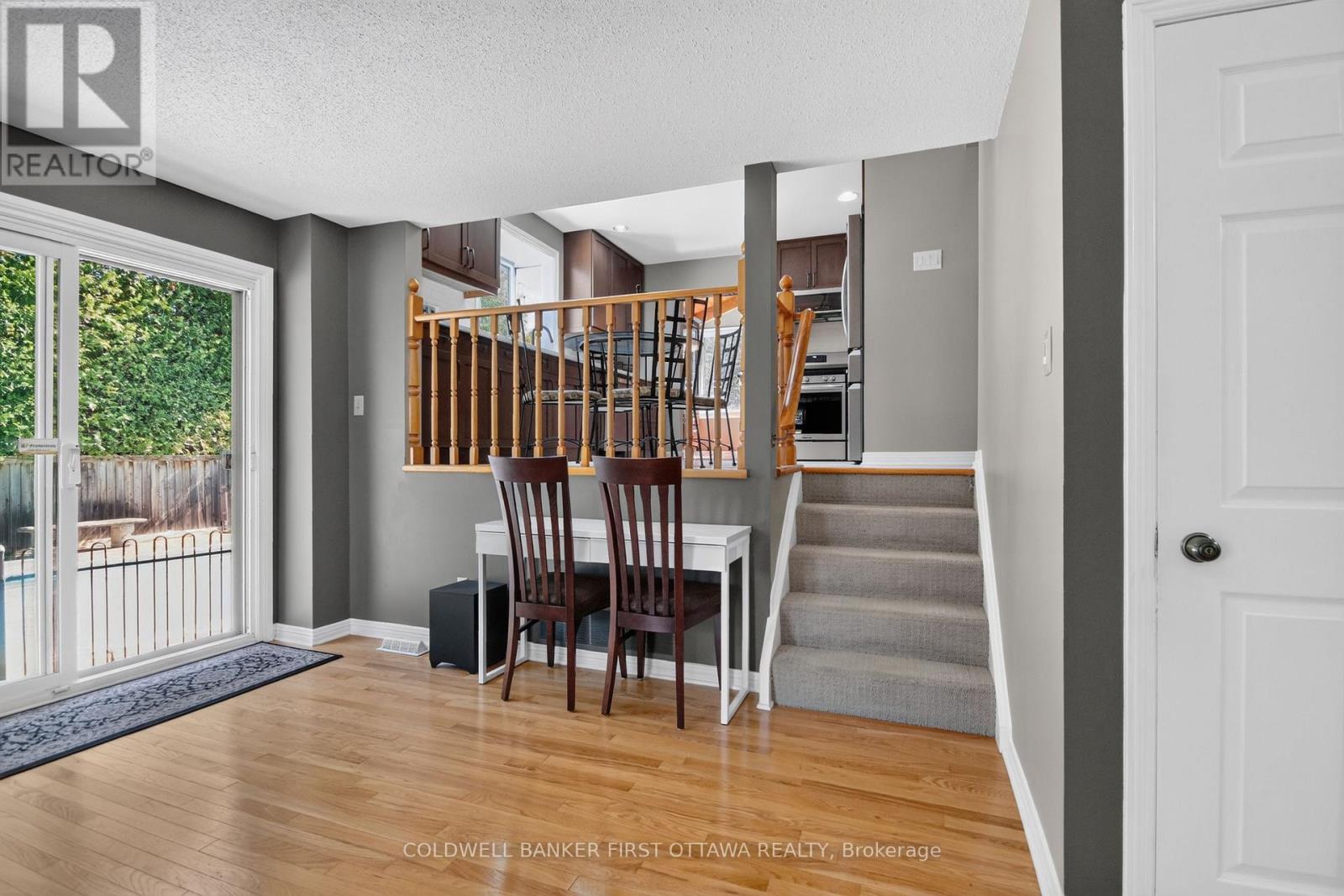9 Foxrun Lane, Ottawa, ON