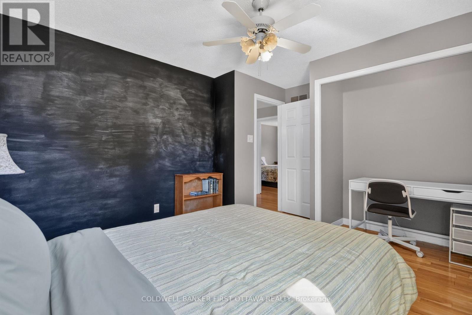 9 Foxrun Lane, Ottawa, ON