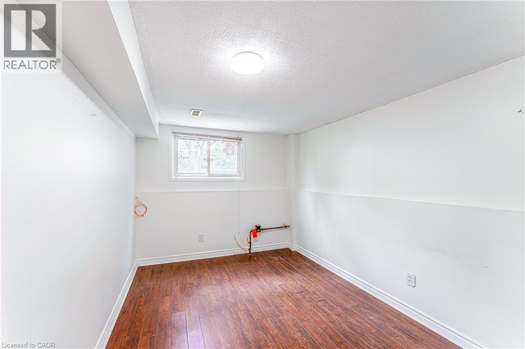 17 Taymall Street, Hamilton, ON