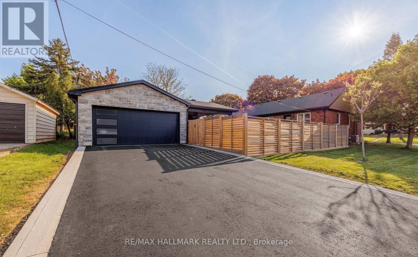 121 West 23Rd Street, Hamilton, ON