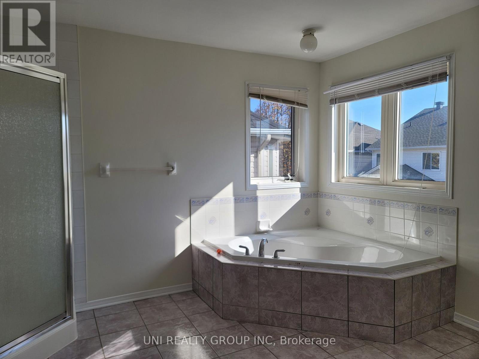 12 Staten Way, Ottawa, ON