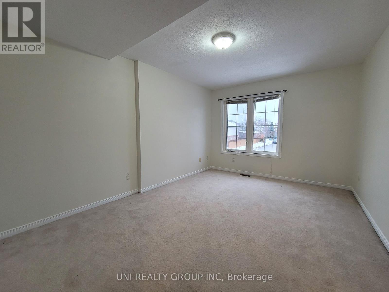 12 Staten Way, Ottawa, ON