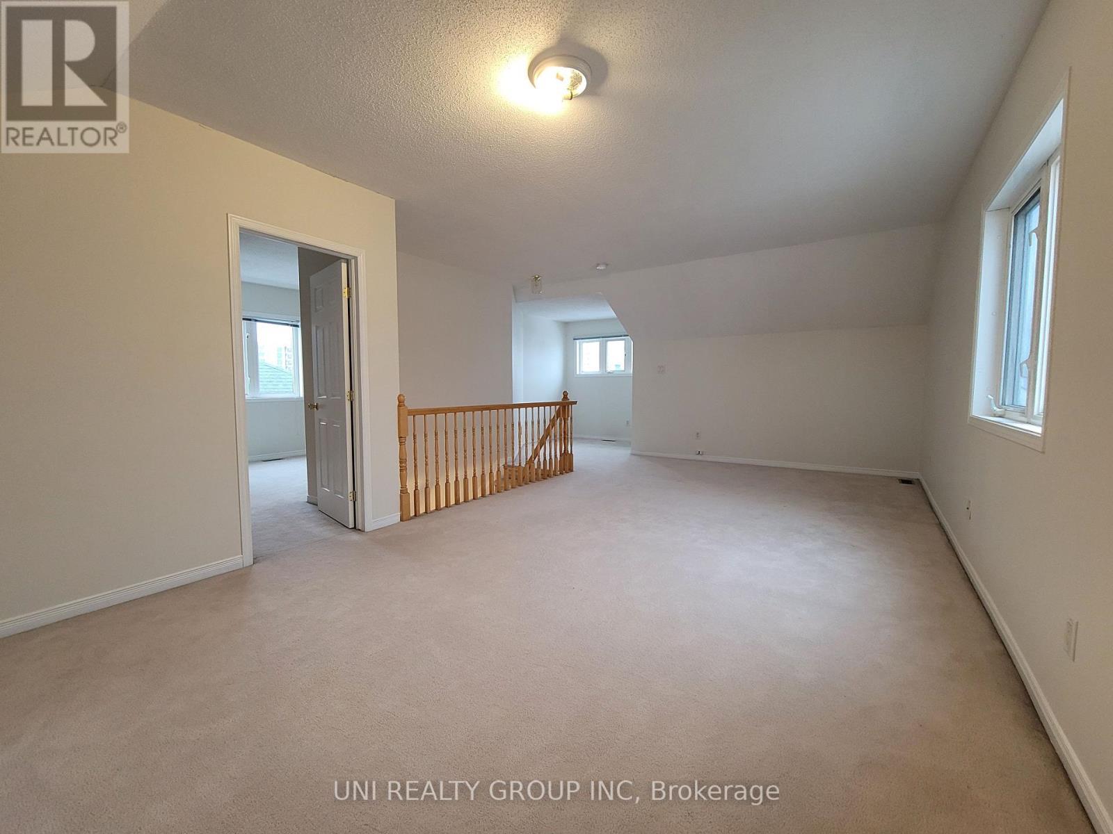 12 Staten Way, Ottawa, ON