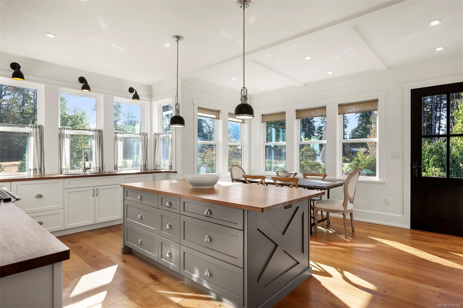 3553 Winn Rd, Courtenay, BC
