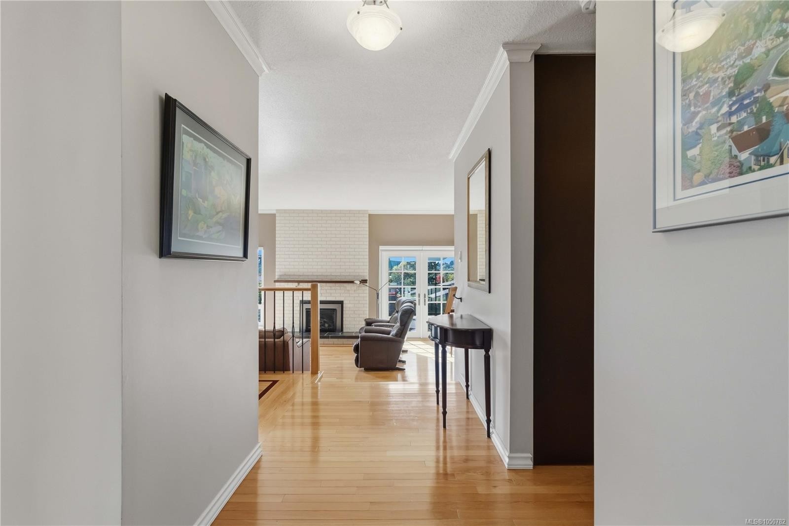 595 Ridgegrove Ave, Saanich, BC